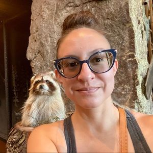 Meet your Posher, Regina